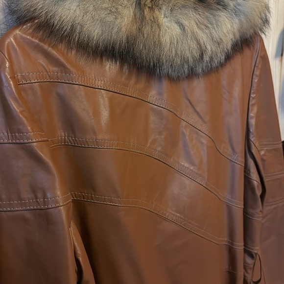 Vintage Leather Fox fur jacket - Picture 5 of 11
